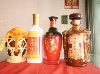 品味夜郎 茅臺鎮的醬香傳奇與泗門鎮的醇厚邂逅